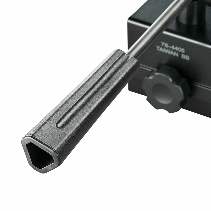 Bushnell&nbsp;Large Black Car Window Mount