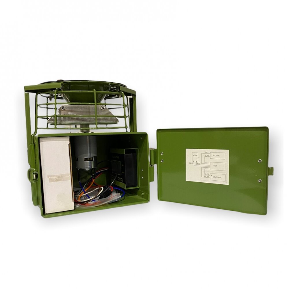 203030009 Huntera Feedpro M2 12V met zonnepaneel