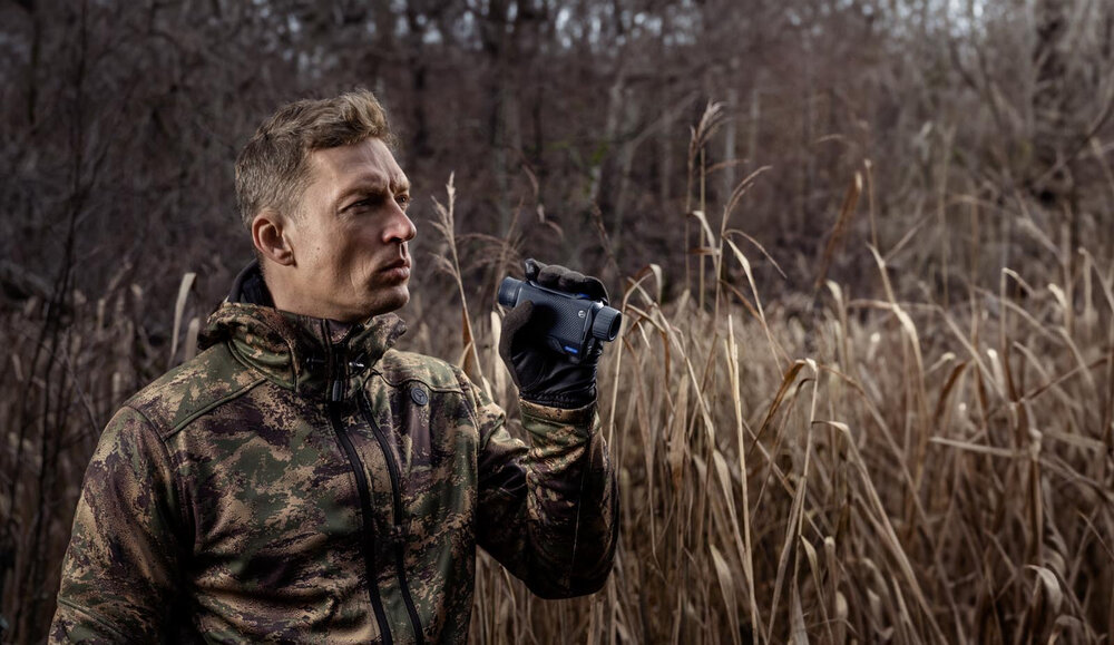 Pulsar Axion XQ19 Compact handkijker