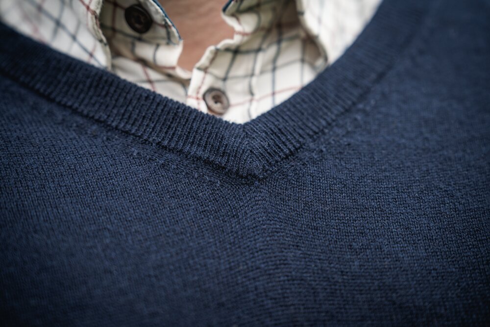 406070032 Seeland Pine V-neck