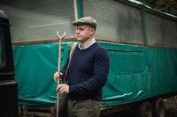 406070020 Seeland Pine V-neck pullover