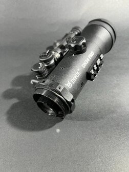 inruil Dipol DN34PRO B&amp;W GEN 2+ zwart/wit voorzet nachtkijker met laserlamp
