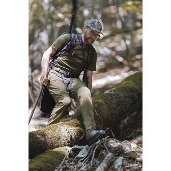231073-113/566 Blaser Airflow broek 23 dark olive