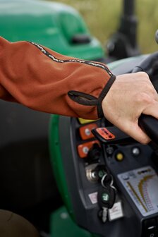 102500088 harkila kamko dark olive / arab spice