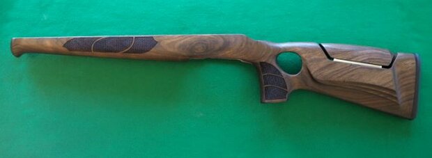 Blaser R8 Thumbhole / duimgat kolf met aanpasbare kolf 