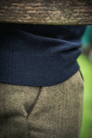 406070020 Seeland Pine V-neck pullover