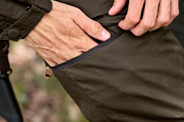 H&auml;rkila Fjell Ace Trousers 32" Willow green