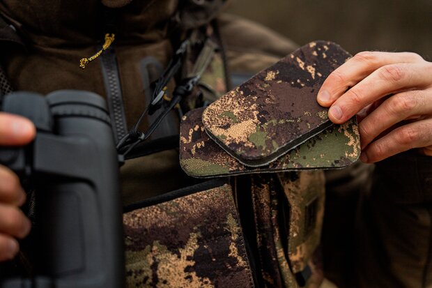 H&auml;rkila Camo Bino Harness AXIS MSP&reg; Forest