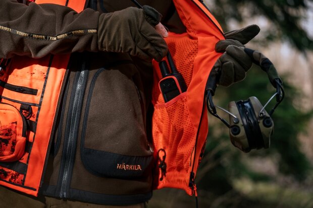 H&auml;rkila Wildboar Pro Blaze Camo Waistcoat